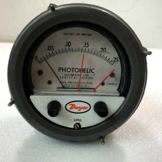 Dwyer Photohelic 3000MR-00 type 2 encl. pressure gauge / swtich Cat.No. N17P