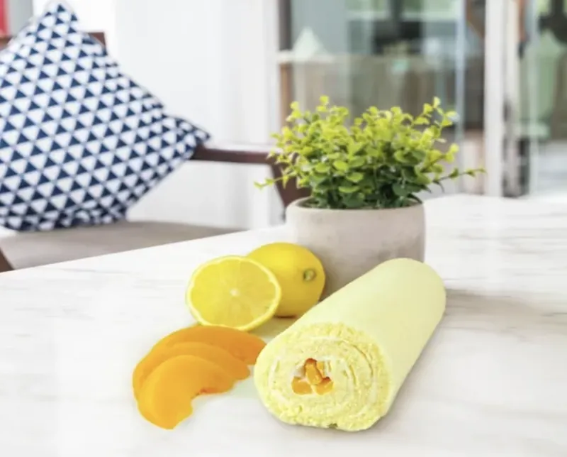 Pure Pandan Lemon Peach Swiss Roll