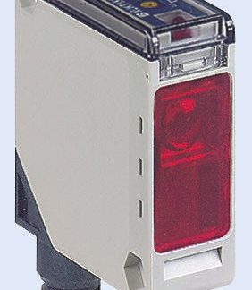 Sensore fotoelettrico Compatto Telemecanique Sensors, a retroriflessione, rilevamento 1,5 m, uscita PNP