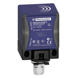 Sensore di prossimità a parallelepipedo Telemecanique Sensors, rilevamento 15 mm, 10 36 V c.c., 12 24 V c.c.