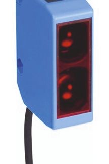 Sensore fotoelettrico Rettangolare SICK, a retroriflessione, rilevamento 10 mm → 15 m., uscita PNP