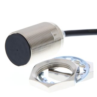 Sensore di prossimità Cilindro filettato Omron, M30, rilevamento 22 mm, 10→ 30 V CC