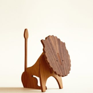 Moderne Safari Lion