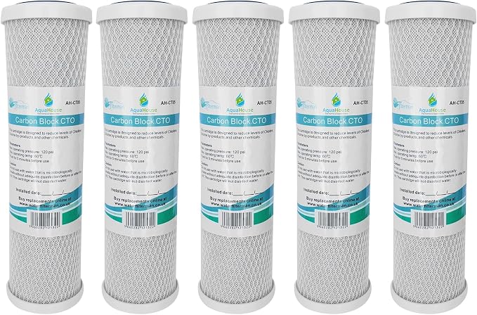 5 угольных фильтрующих картриджей AquaHouse AH-CTO5 диаметром 10 дюймов для питьевой воды и систем обратного осмоса, подходят для всех корпусов фильтров диаметром 10 дюймов.